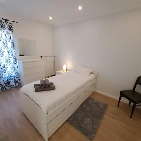 度假居 Hamilton House 维拉弗兰卡杜坎普